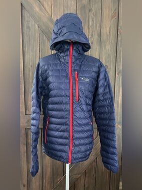 Rab Microlight Alpine Hooded Down Jacket Men's M Navy Red QDA-62